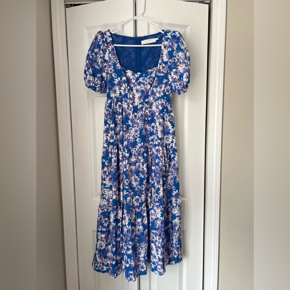 Astr Dresses & Skirts - ASTR the label Blue Floral Dress
